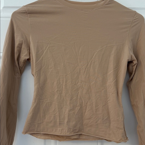 SKIMS Nude cropped Long Sleeve sz S - Picture 2 of 6